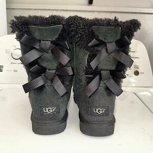 UGG BAILEY BOW II